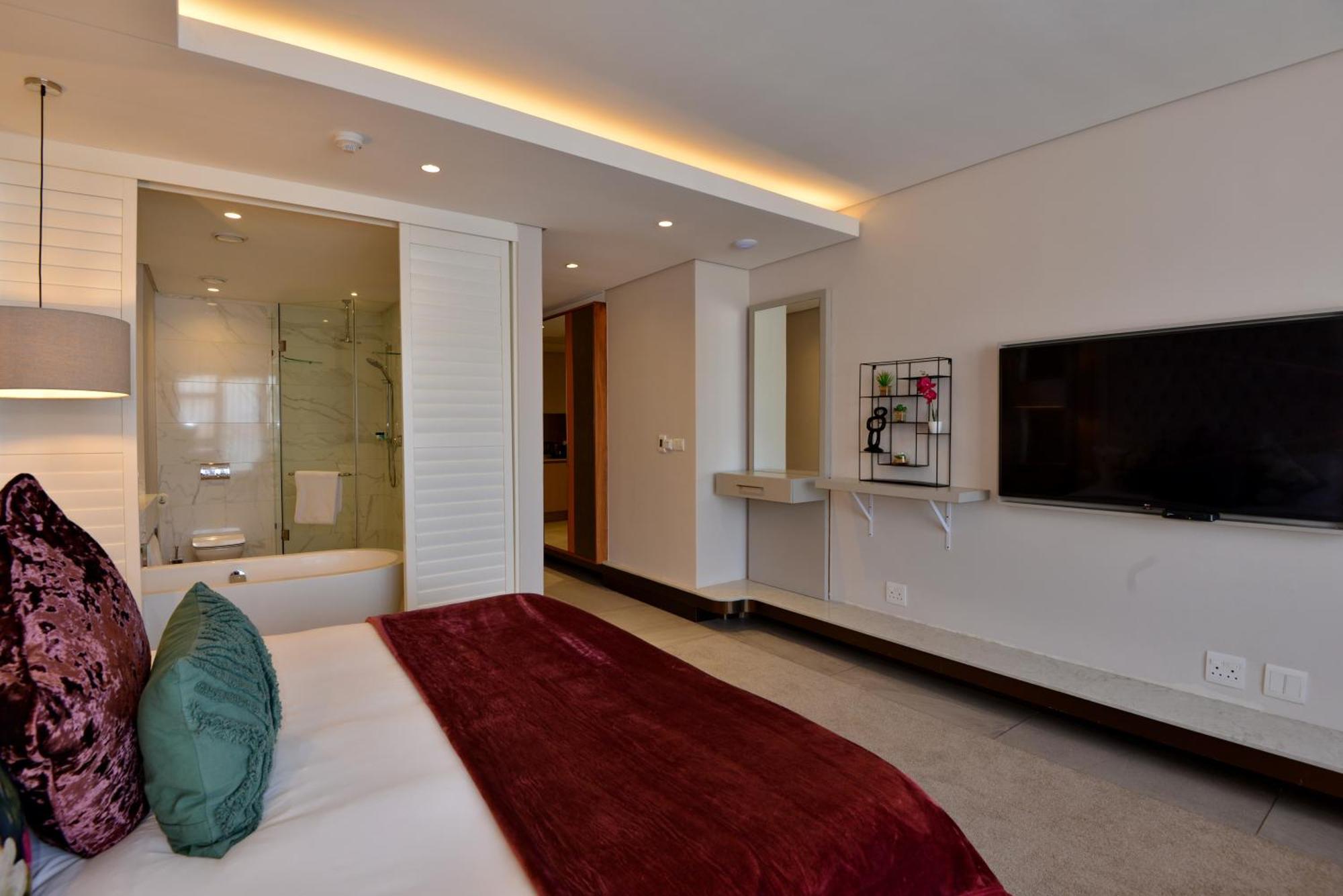 Houghton Suites โจฮันเนสเบิร์ก ภายนอก รูปภาพ
